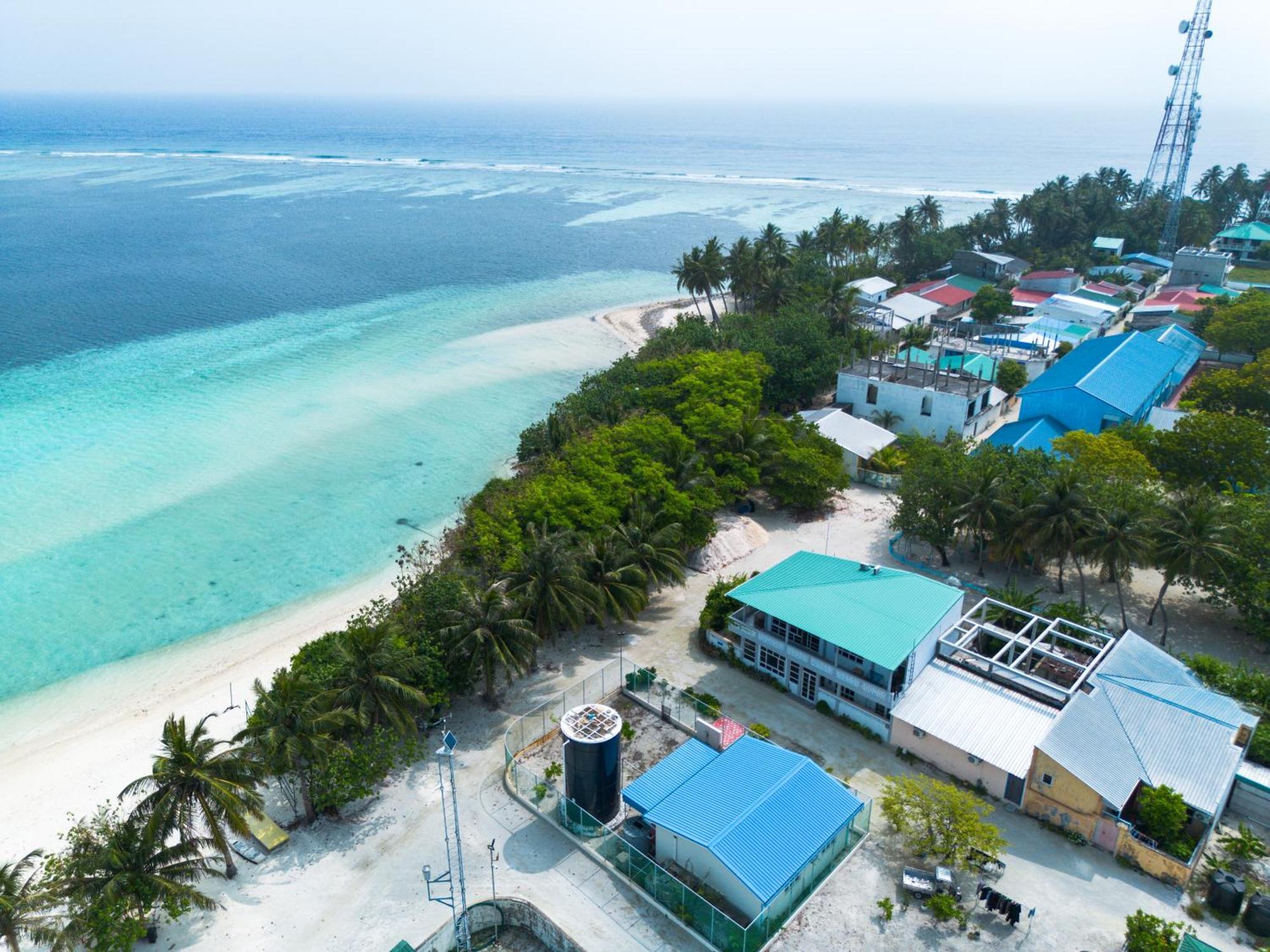 Sunrise Lagoon Hotel Gaafaru ภายนอก รูปภาพ